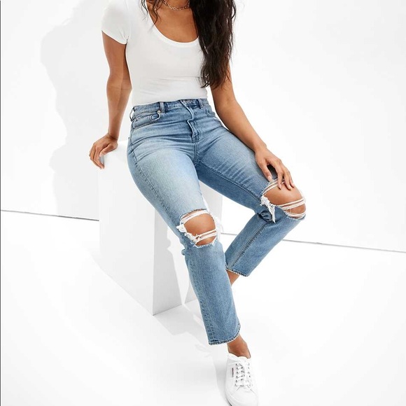 American Eagle Outfitters Denim - American Eagle High Waisted Light Wash Ribbed Mom Jeans